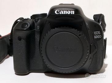 Canon 600D solo corpo