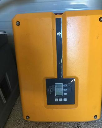 inverter per pannelli solari