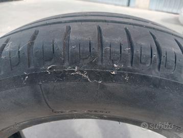 Gomme auto usate