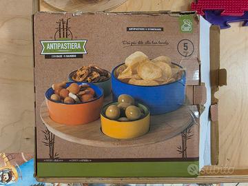 Set Antipastiera in stoneware con base in bambù