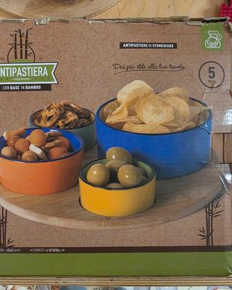 Set Antipastiera in stoneware con base in bambù