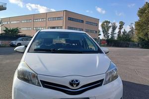 Yaris 1.0 Lounge 2014  
