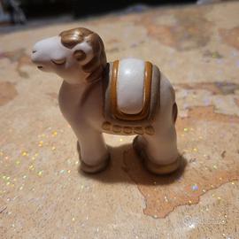 thun cammello presepe famiglia fp