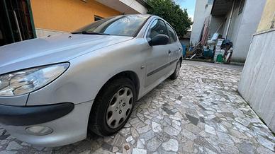 Peugeot 206, 1,4 HDi per pezzi di ricambio