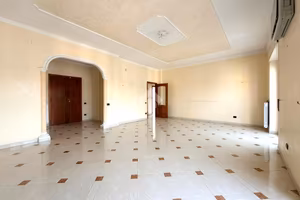 5 LOCALI A SAN GIORGIO A CREMANO