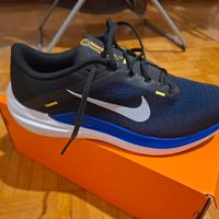 Nike  scarpe da corsa numero  45 nuovo con scatola