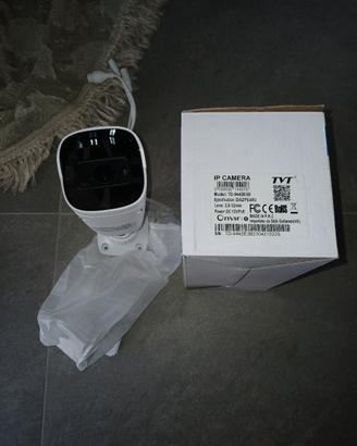 Telecamera IP varifocal tvt