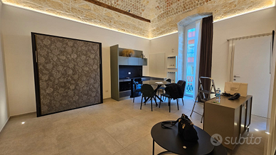 Monolocale signorile zona pedonale