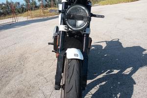 Husqvarna Vitpilen 401 + kit Svartpilen