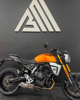 SUZUKI GSX-8T - ANNO 2026