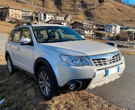 Subaru Forester 2.0 XS Exclusive Benzina