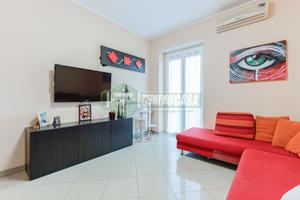 TRILOCALE CON BOX