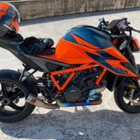 KTM 1290 Super Duke - 2020