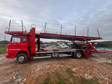 Bisarca 11 metri capienza 5/6 auto solo 250.000 km