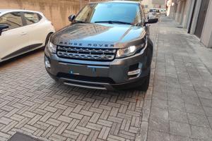 Autoveicolo range rover Evoque SD4 pure