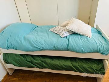 N.2 letti singoli con struttura mobile