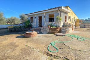 VILLA SINGOLA A PALOMBARA SABINA