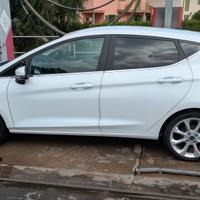 Cerchi + gomme quattro stagioni Ford Fiesta ultima