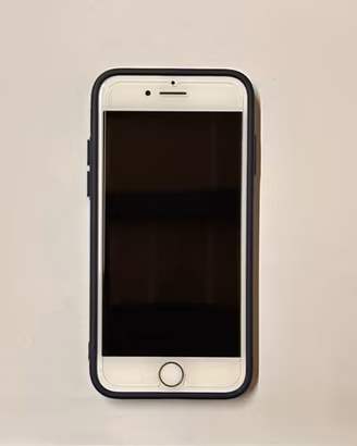 iPhone 7 - Condizioni Ottime + Cover e Vetro Nuovi