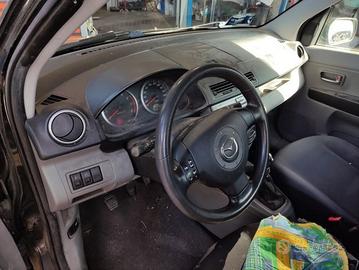 Cruscotto MAZDA 2 del 2004