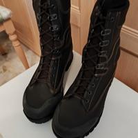 Anfibi Vibram nuovi mod Esercito