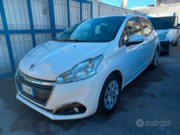 Peugeot 208 1.5 HDI 5 porte ANNO 2021