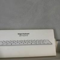 Magic Keyboard con Touch ID per Mac