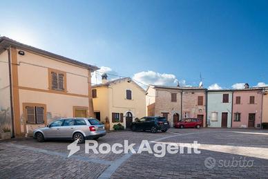 CASETTA NELL'INCANTEVOLE BORGO DI MONTEBELLO