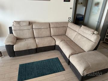 Divano angolare Samoa , 2 relax elettrici + pouf