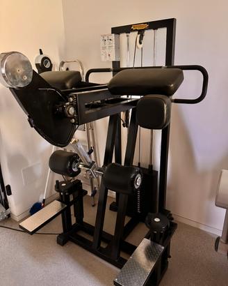 Gluteus Machine
