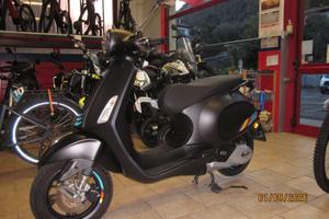 Vespa Primavera 150 3V scooter