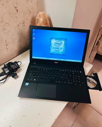 💻 Acer TravelMate 15.6" | Intel i7 / 8GB RAM / 