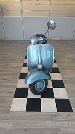 Vespa 150 del 1962 Targa ORO (Verona)