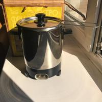 Pentola ELETTRICA. Friggitrice. Cucina a vapore