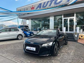 Audi TT Roadster 2.0 TDI ultra S line cockpit CAMB