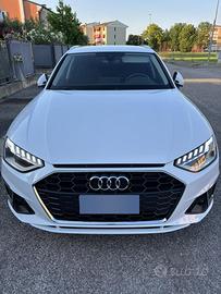 Audi A4 S-LINE