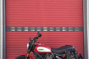DUCATI Scrambler 800 ICON RED