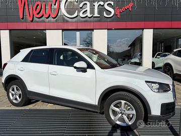 AUDI Q2 30 TDI Business NAVI-16"