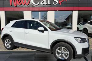 AUDI Q2 30 TDI Business NAVI-16"