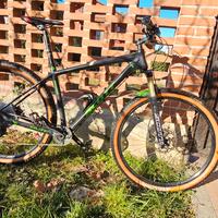 Mountain bike Scott 29'  telaio carbonio TG L