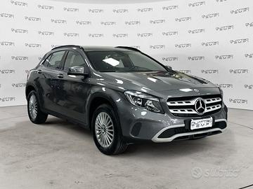 Mercedes-Benz GLA 180 d Business