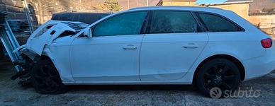 AUDI A4 2000 TDI DEL 2014 INCIDENTATA SENZA DANNI 