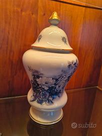 Vaso Potiche con Coperchio in Porcellana