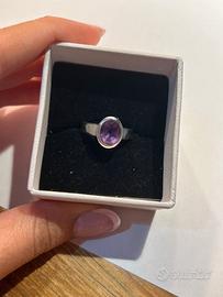 Anello in argento con ametista