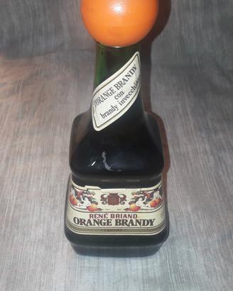 Bottiglia di brandy all'arancia aa '70 sigillata 