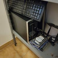 pc deskop piu monitor in blocco