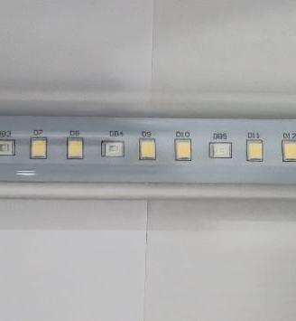 Luce led Aquael leddy tube day / Night per acquari