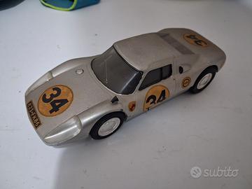 modellino 1/24 Porsche 904 Carrera GTS in plastica