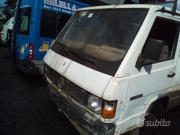 Ricambi e accessori mercedes mb 100