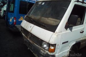 Ricambi e accessori mercedes mb 100